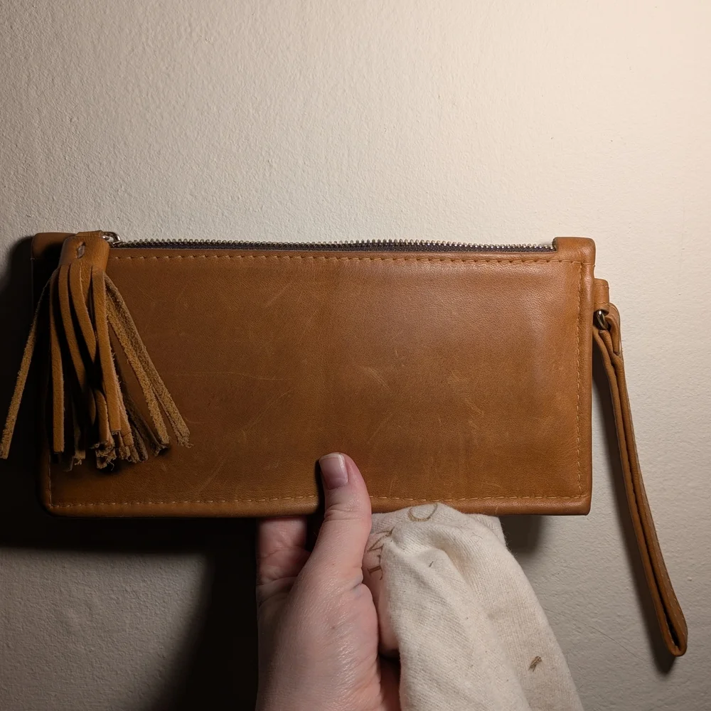 Fount Tan Leather Wristlet Clutch - Picture 4 of 7